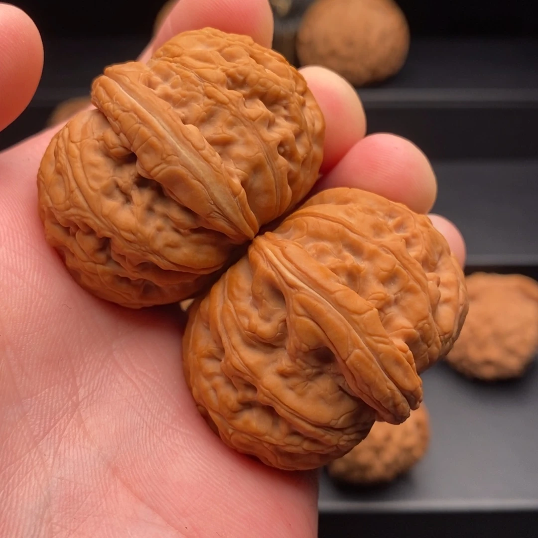 文玩核桃把件44元宝