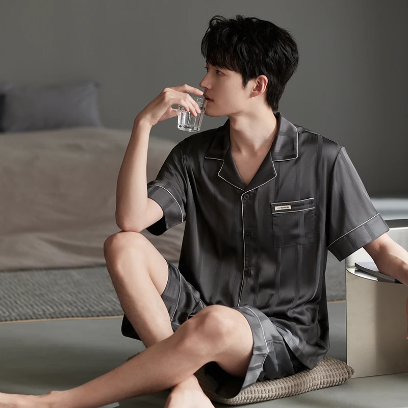 冰丝男士2025新款高档短袖短裤夏季可外穿家居服翻领睡衣套装