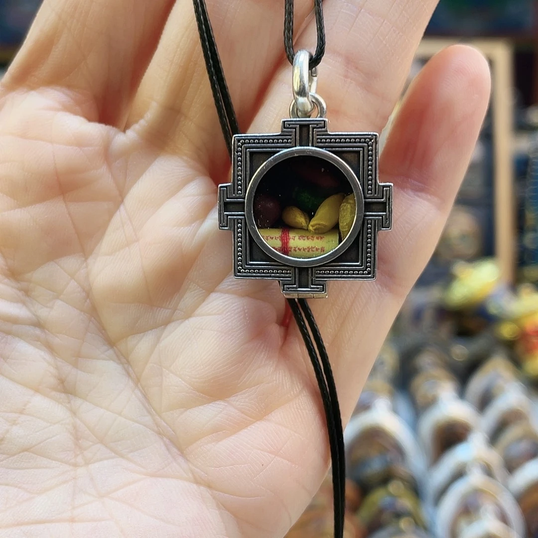 泥塑925银 时轮金刚坛城 嘎乌盒