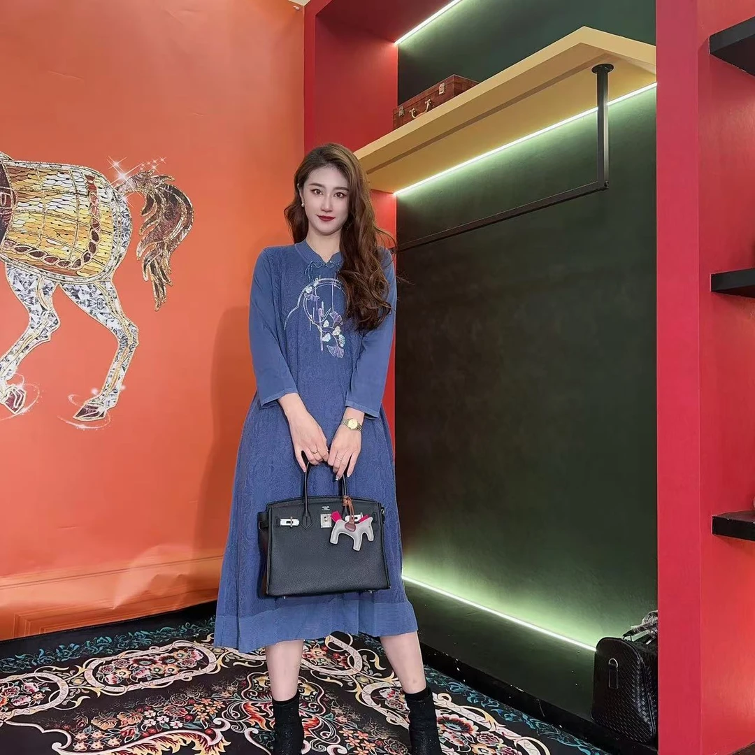 505多金大码气质减龄长款A字裙子秋冬季女装设计感连衣裙女