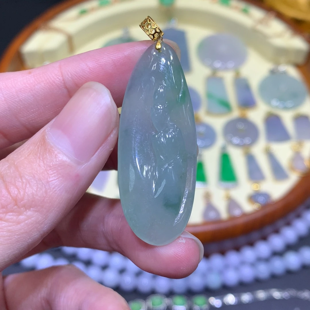 翡翠吊坠(不含链)18K金镶嵌