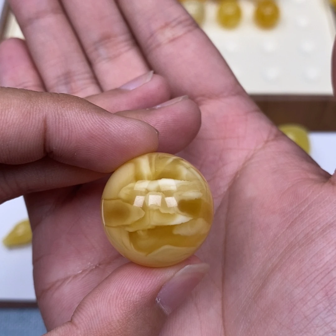 琥珀未镶嵌珠宝奇石25尺寸