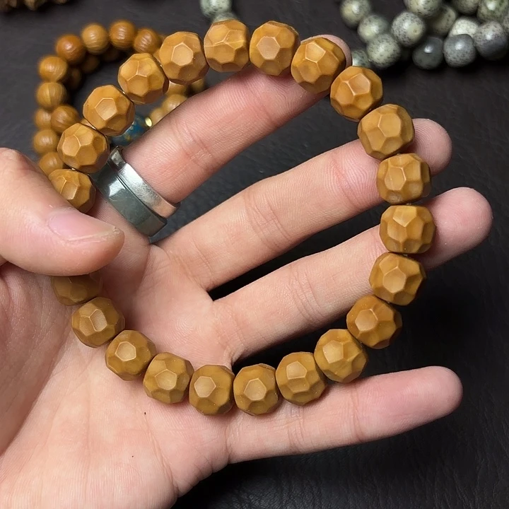 吊坠猴头核桃去年无相猴头