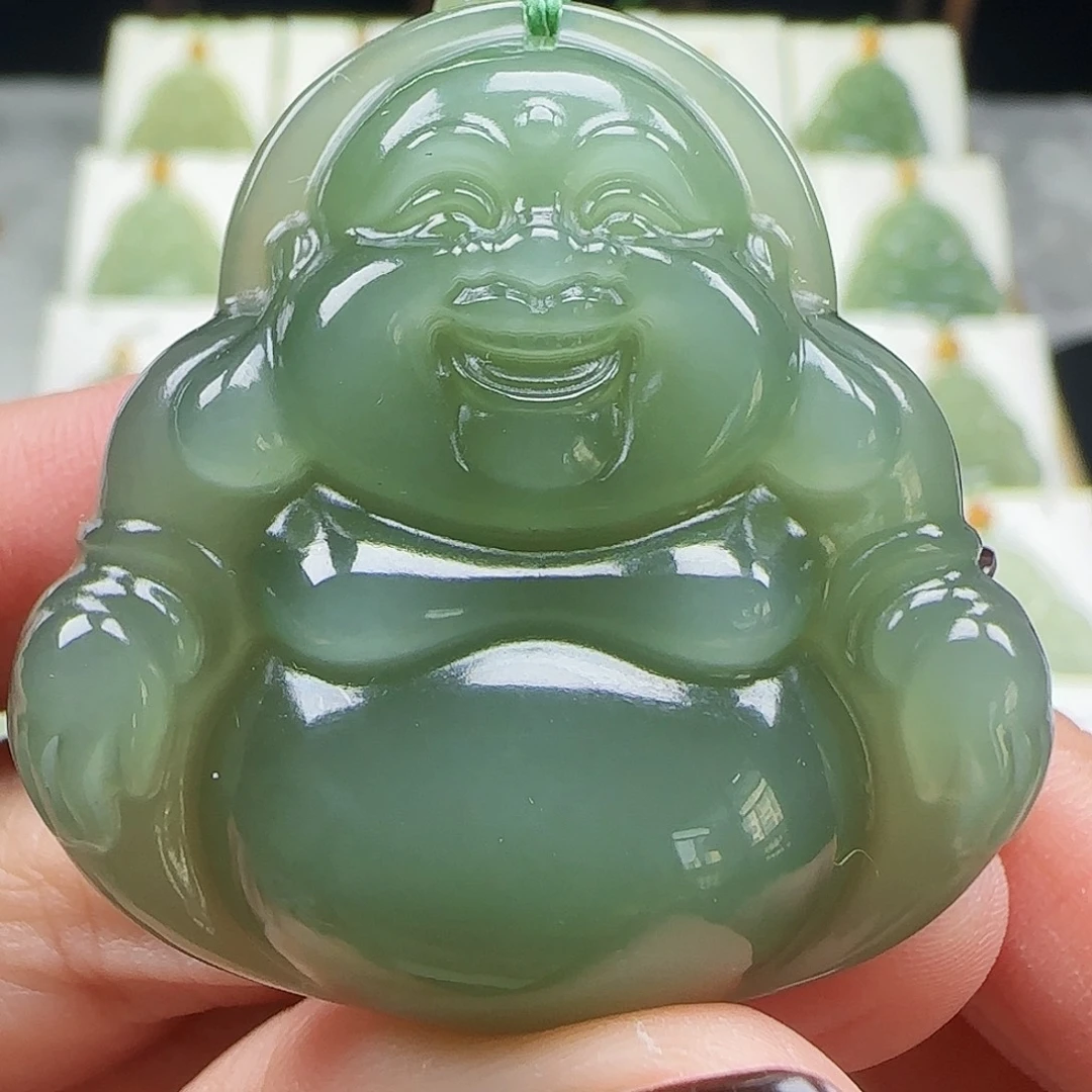 和田玉未镶嵌吊坠(赠链)