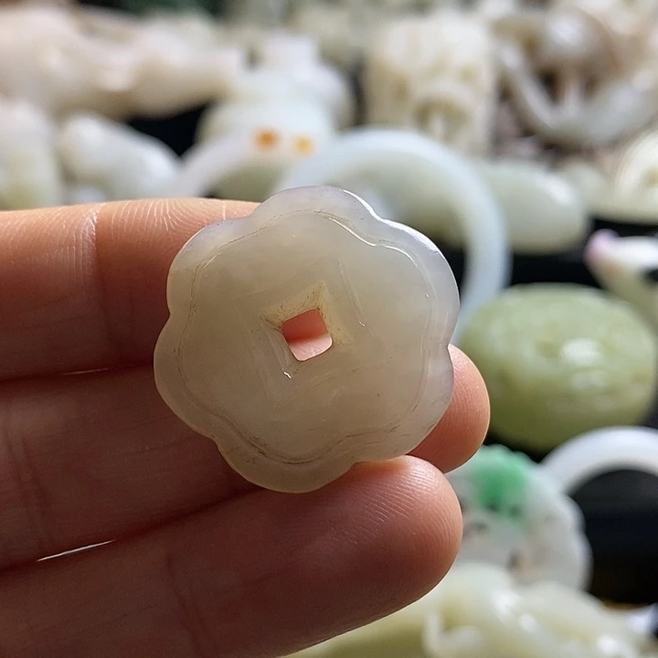 瓷片工艺品玉梅花璧