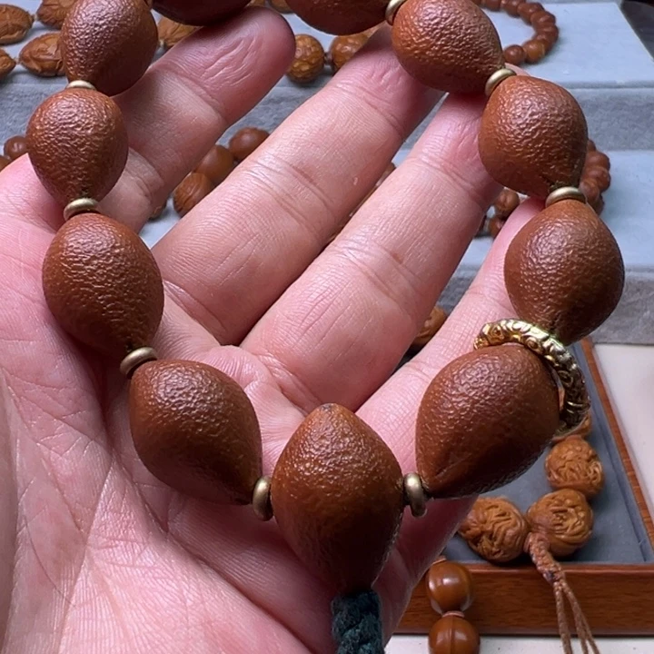 橄榄核手串橄榄核雕工艺制作