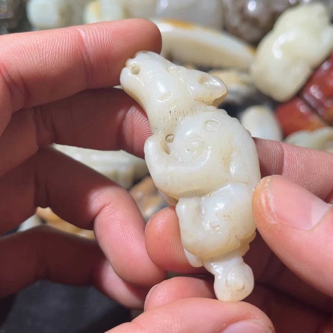 和田玉未镶嵌挂件