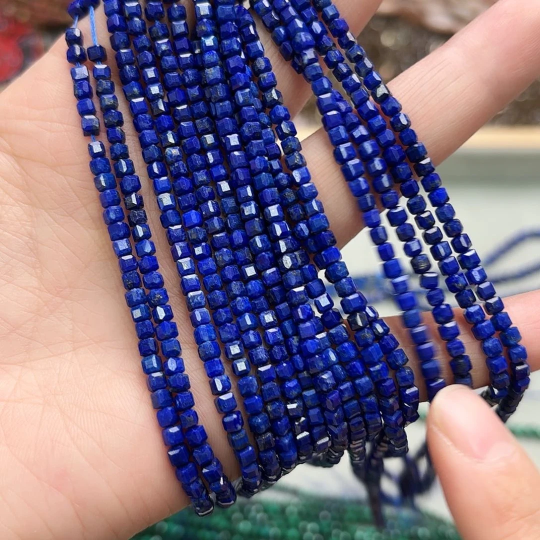 玛瑙/玉髓未镶嵌珠宝半成品3×3青金方切一条