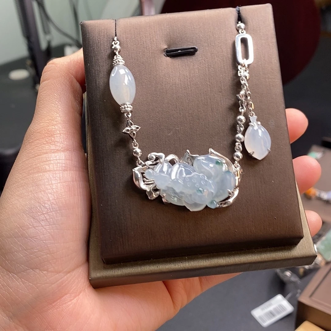 翡翠银S925镶嵌颈饰18233