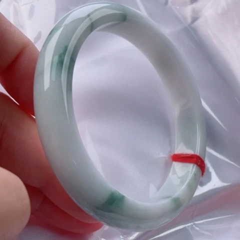 翡翠手镯未镶嵌64无纹裂48小时鉴赏期