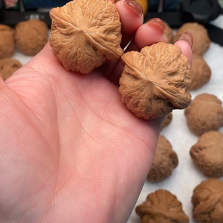 小***志核桃手串/手链铁锤40