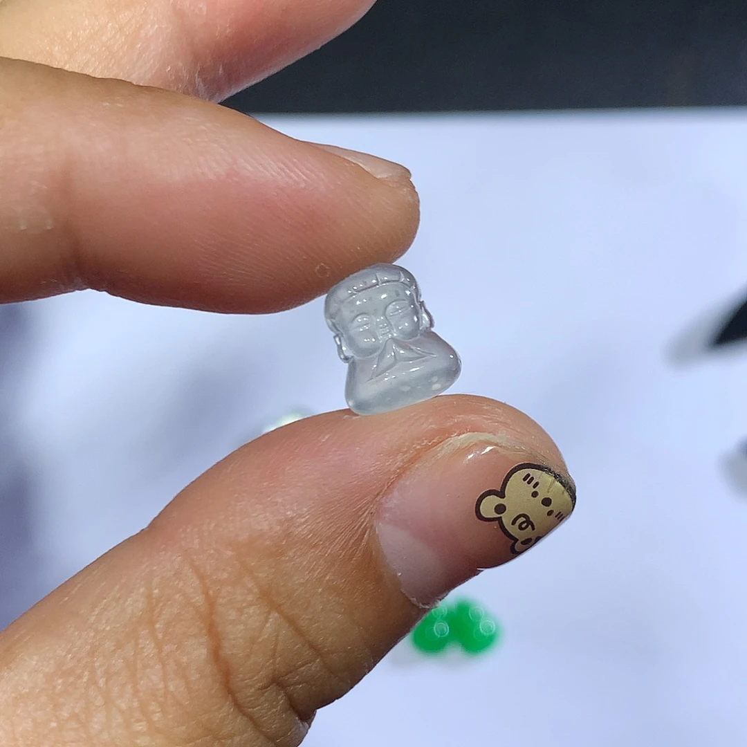 翡翠未镶嵌颈饰10.1x8.1x3.4