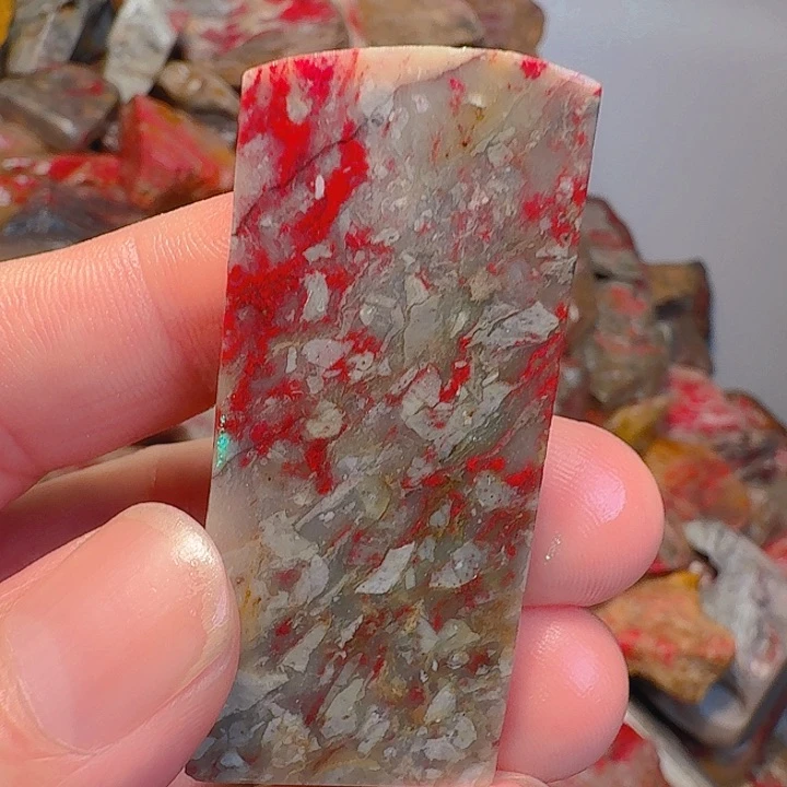 昌化石昌化鸡血石