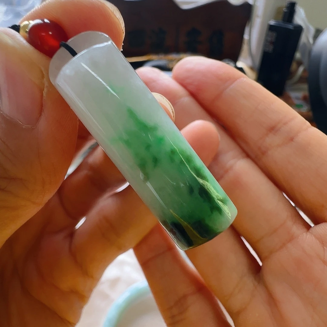 翡翠未镶嵌颈饰翡翠150