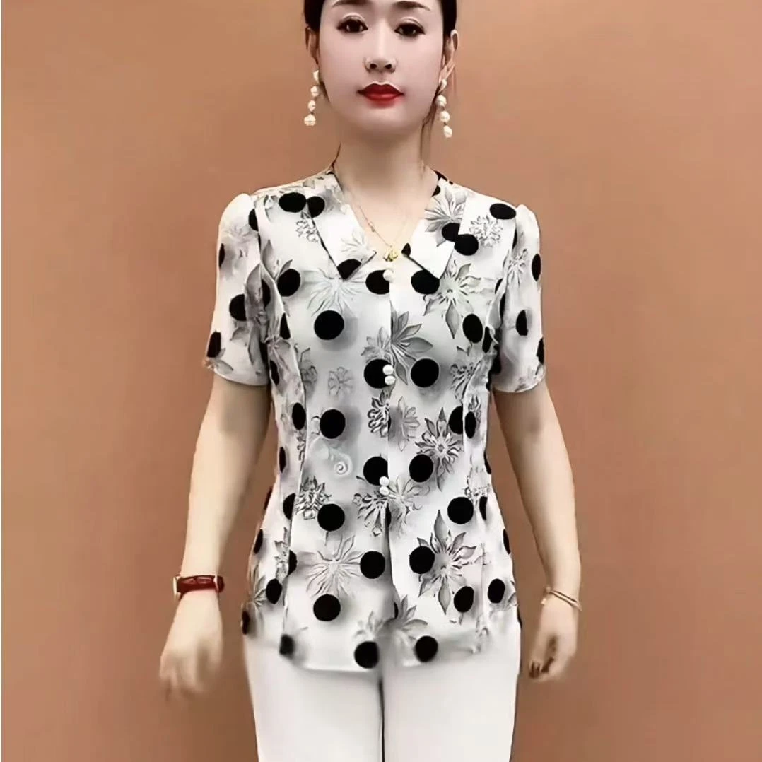 2025夏季新款时尚百搭宽松休闲翻领小花朵衫气质减龄好看妈妈装女