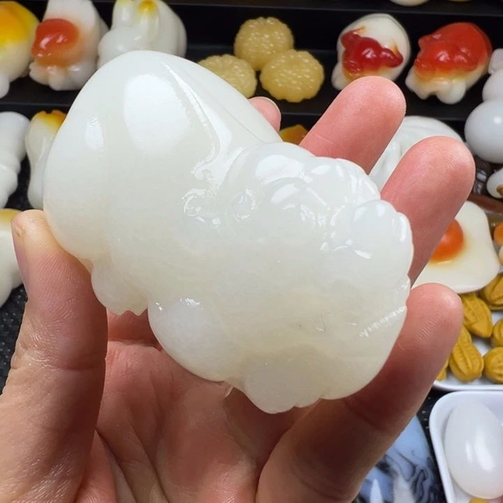 新疆戈壁五彩石金丝