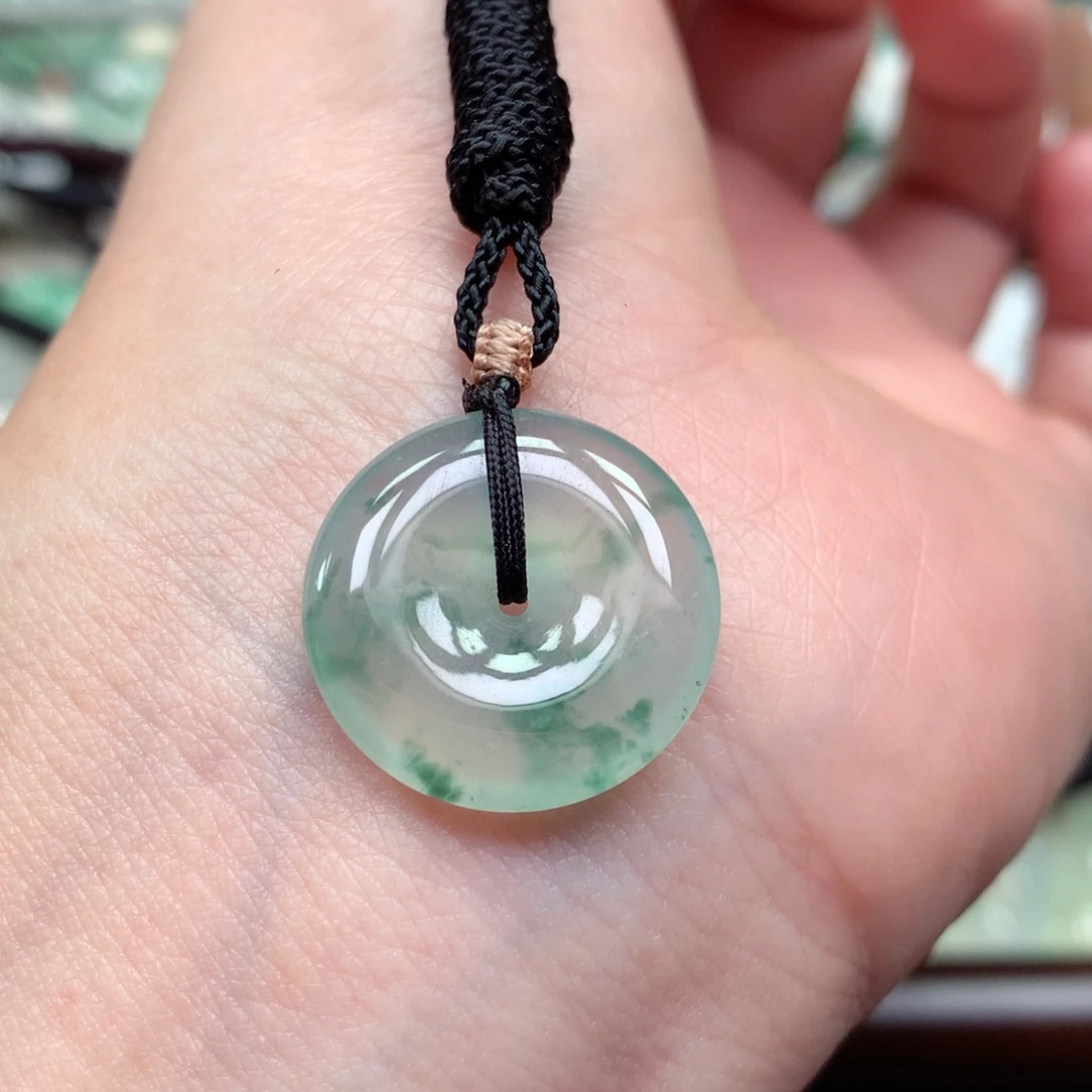 翡翠未镶嵌颈饰扣子