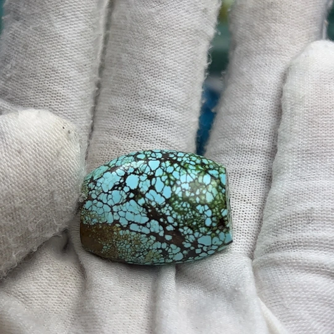 绿松石未镶嵌天然原矿绿松石