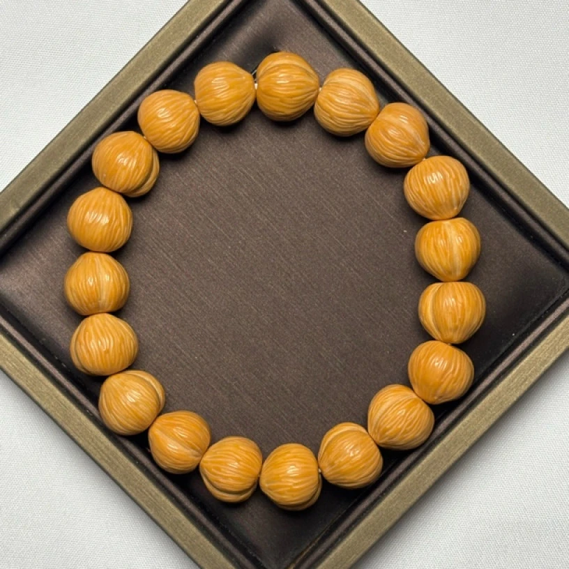 A708 屁桃猴头12mm手串