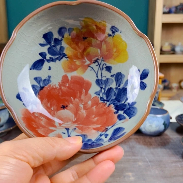 瓷片手工制作工艺精湛等特点