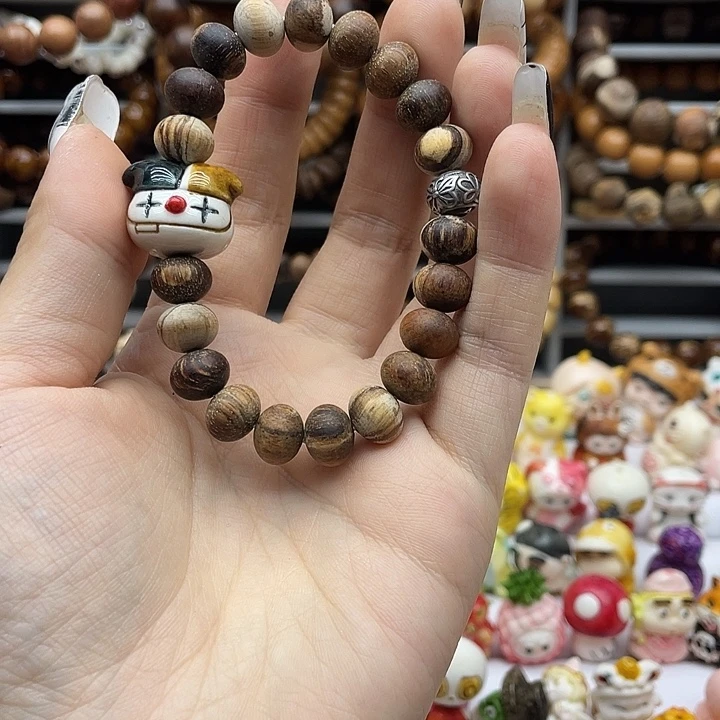 非金属贡木手串一个