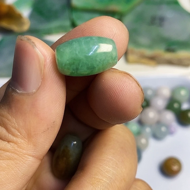 翡翠散珠天然翡翠A货挂件