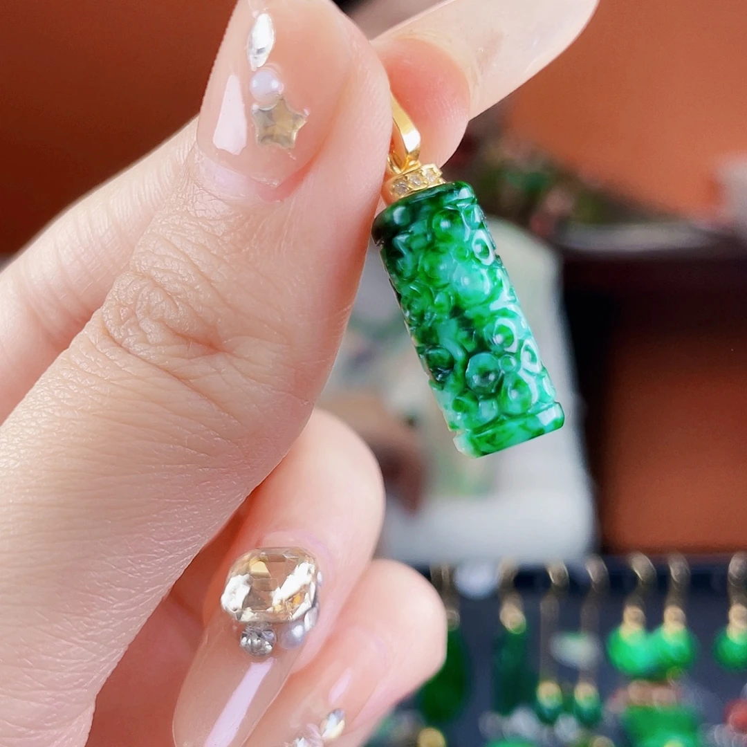 翡翠未镶嵌耳饰饰品