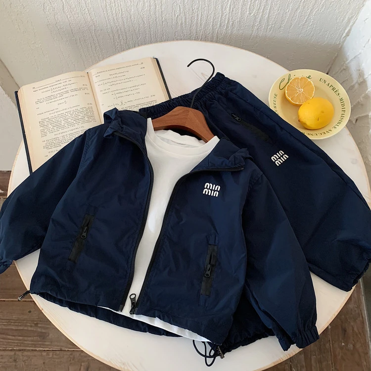 儿童外套2025春男女童连帽拉链两件套宝宝休闲长裤冲锋衣套装