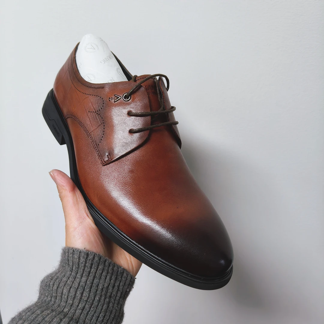 男士皮鞋 真皮 【 退货请选七天 】