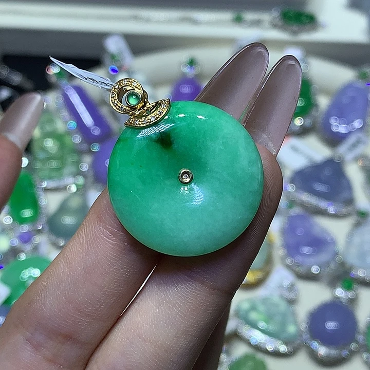 翡翠18K金镶嵌吊坠(不含链)