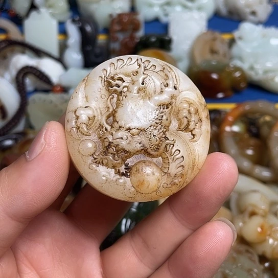 和田玉未镶嵌挂件