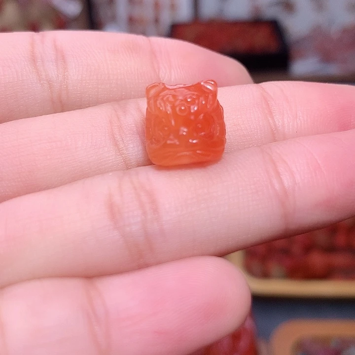 南红玛瑙未镶嵌南红醒狮
