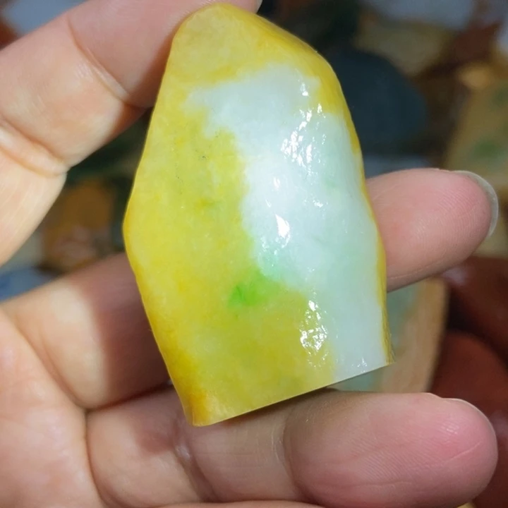 翡翠未镶嵌挂件缅甸的