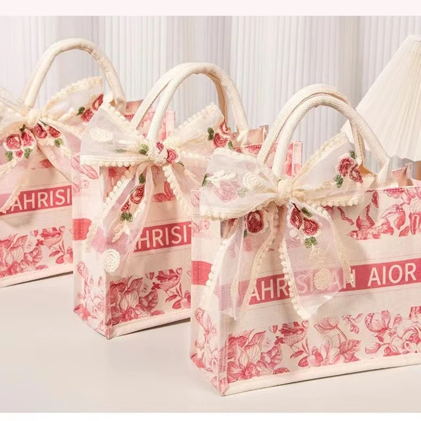 现货手提袋高颜值伴手礼七夕礼物送女朋友活动礼品套装随手礼批发