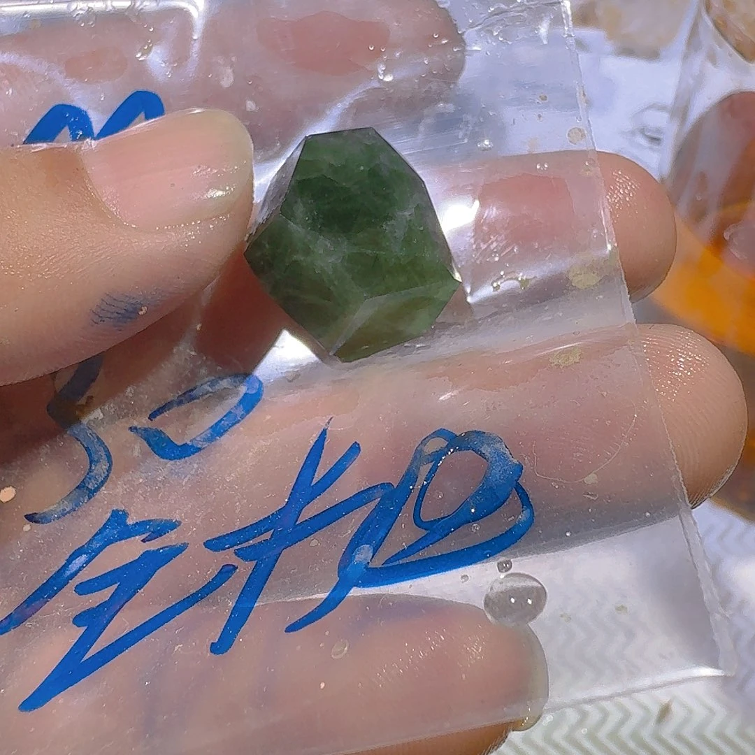 水晶珠宝半成品未镶嵌M****t