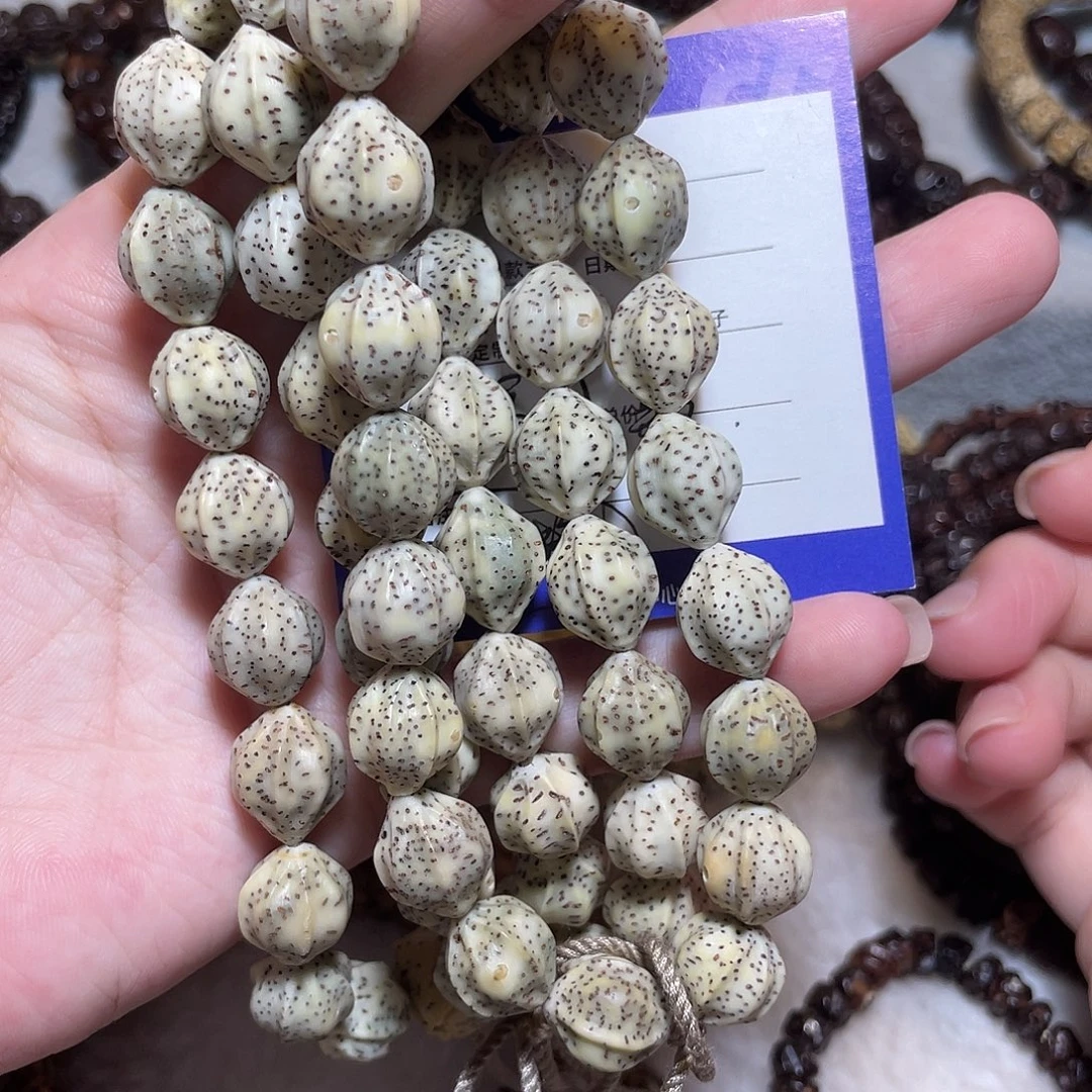 吊坠星月菩提一物一图橄榄核
