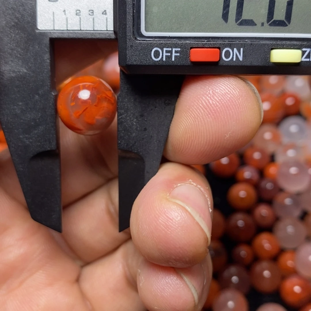 未镶嵌165号圆珠一个南红玛瑙