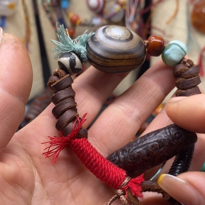 玛瑙/玉髓颈饰未镶嵌不**劲