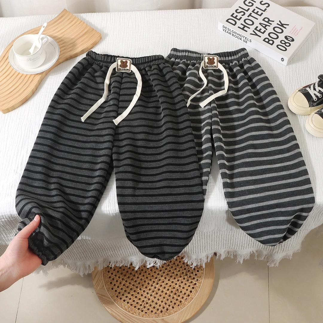 新款儿童休闲卫裤男童女童洋气宝宝宽松时尚春秋款中大童运动单裤