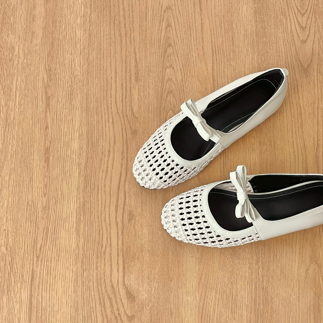 HUSSLOVE 头层牛皮+编织·跟高2.5CM·百搭编织蝴蝶结内增高单鞋女