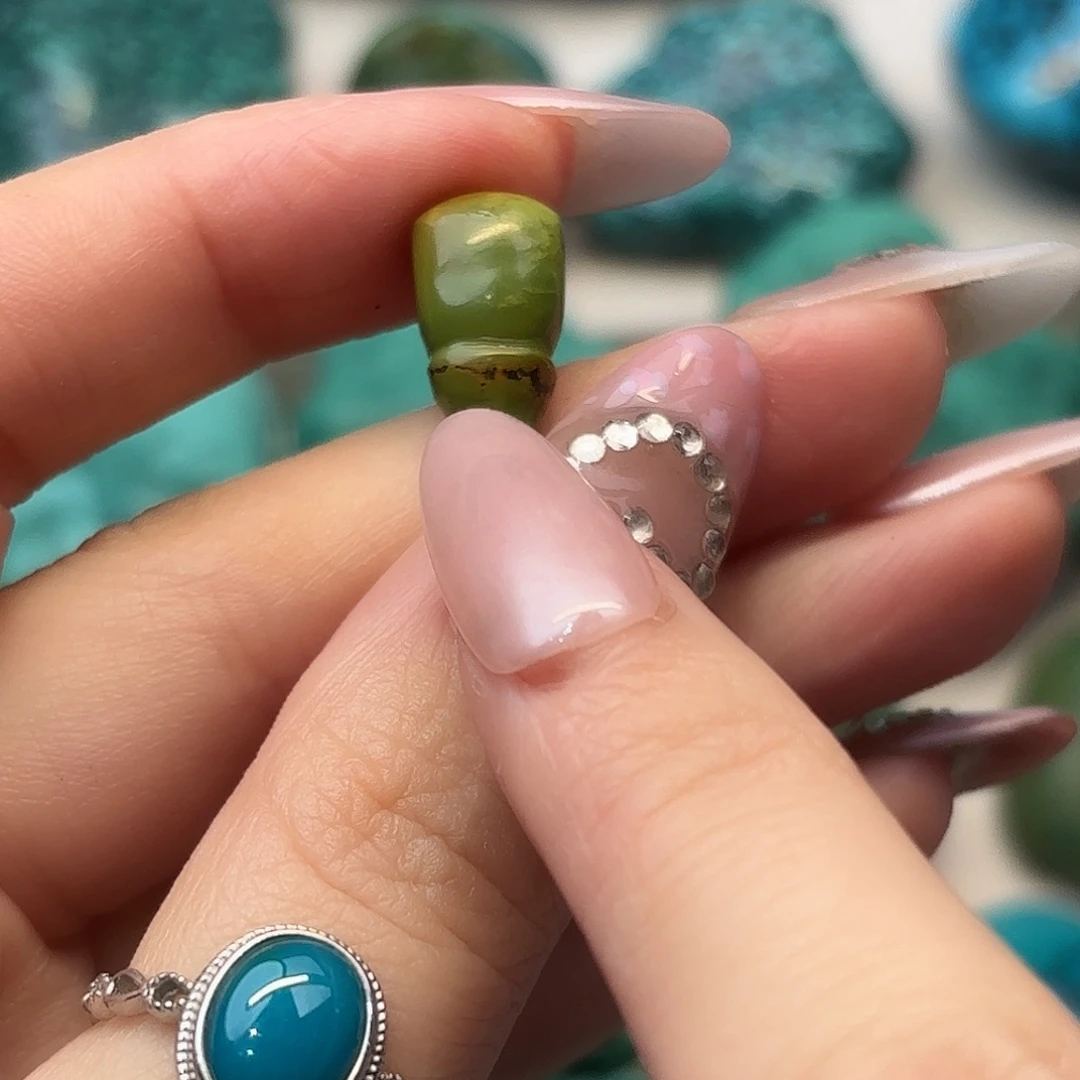 绿松石未镶嵌手串