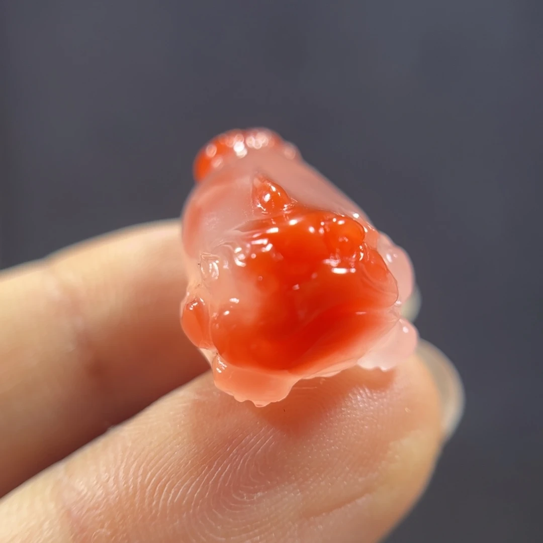 南红玛瑙挂件未镶嵌小*子