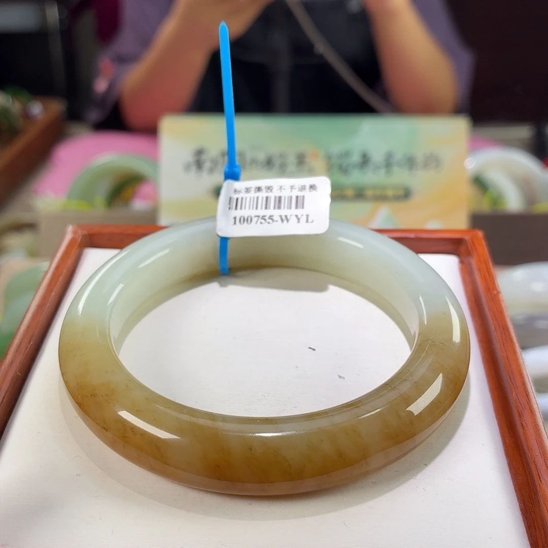 和田玉手镯未镶嵌28 56 57