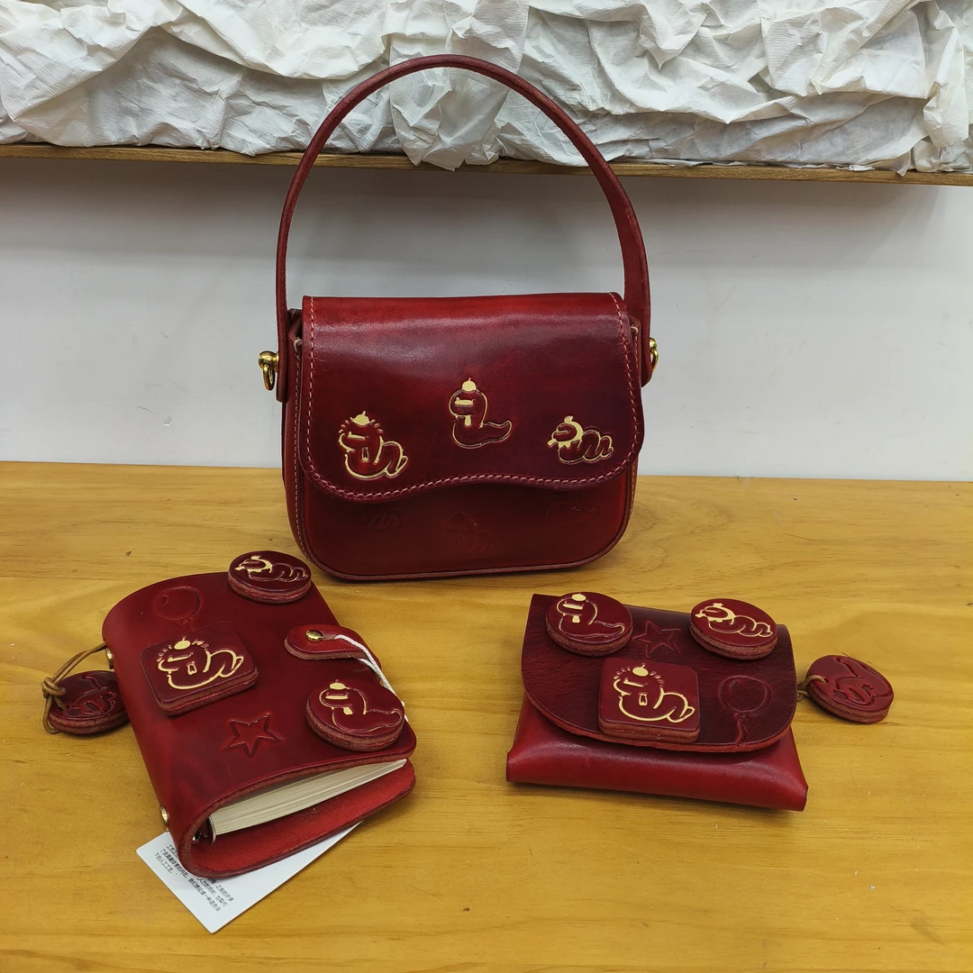 原生原物治愈系金蛇限定红色手提包