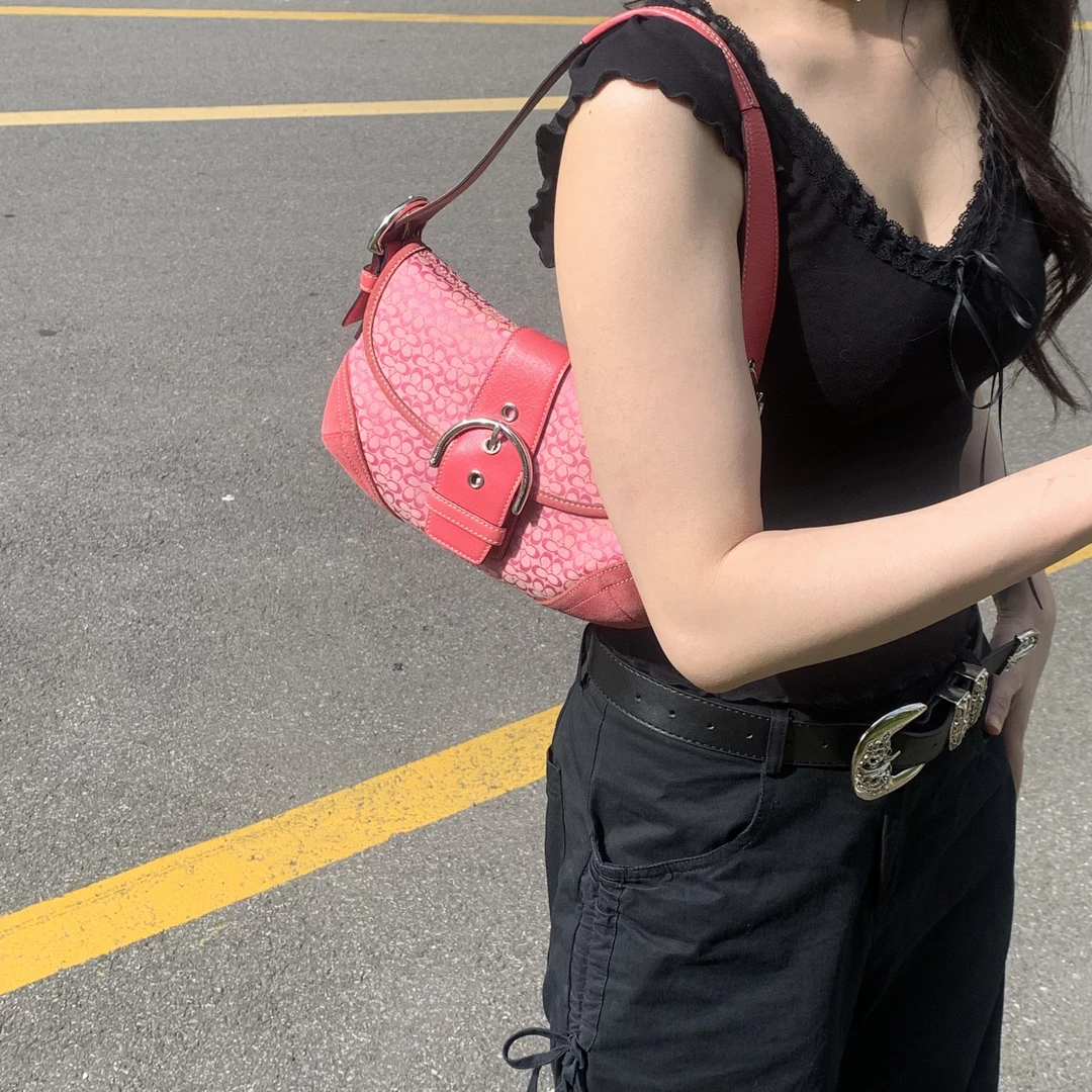 95新 COACH/蔻驰 coach蜜桃粉老花拼麂皮小号豌豆包单肩腋下包hd