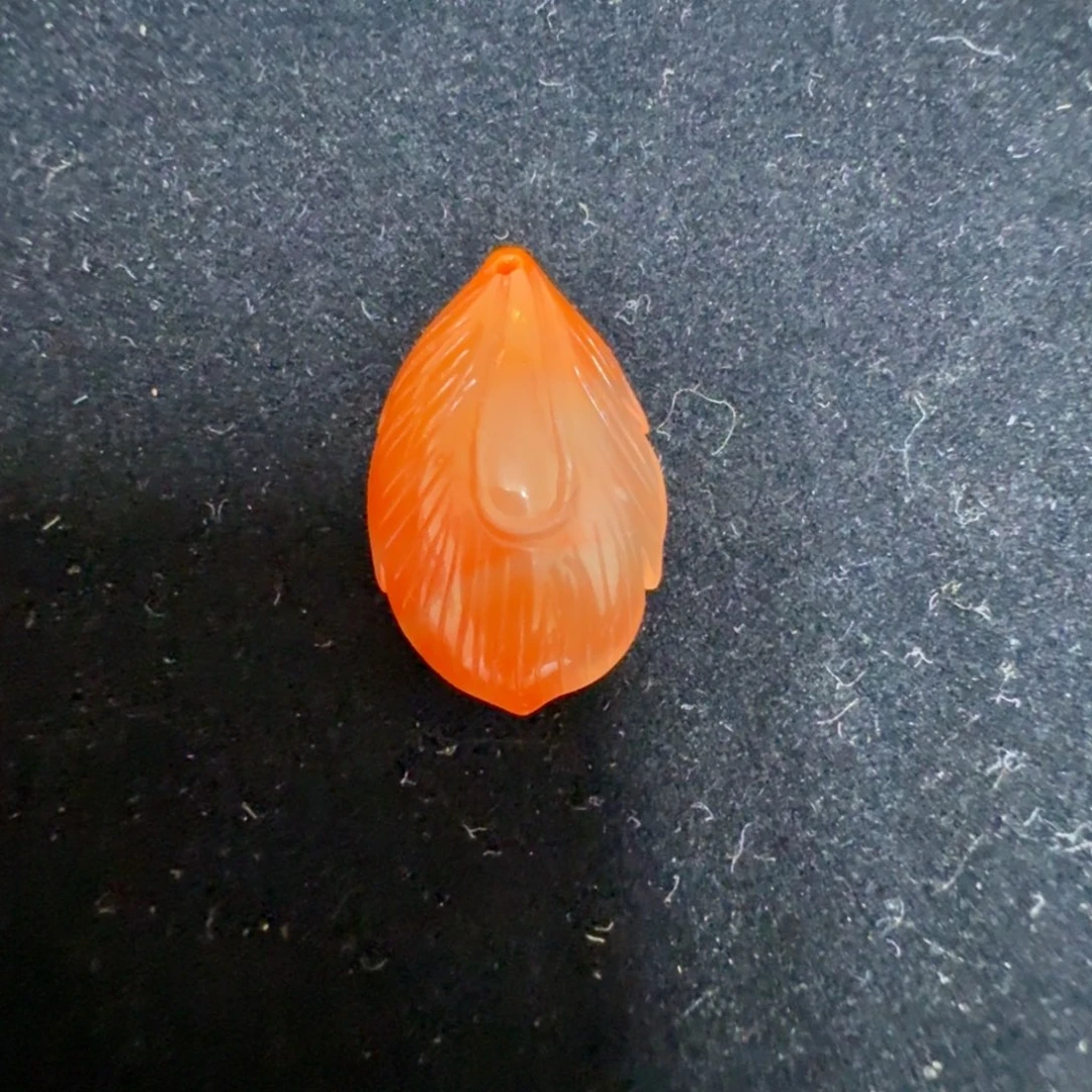 未镶嵌川料瓦西叶子吊坠南红玛瑙2.7g