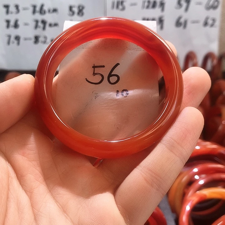 玛瑙/玉髓手镯未镶嵌