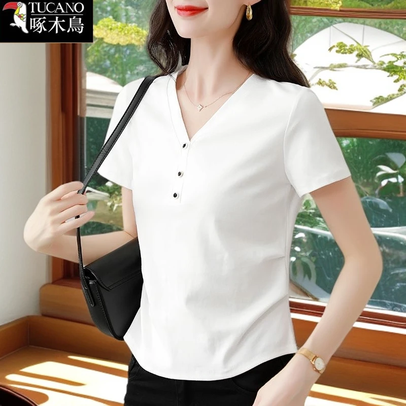 啄木鸟正品夏季薄款短袖小众T恤2025年新款女纽扣气质V领拼接上衣