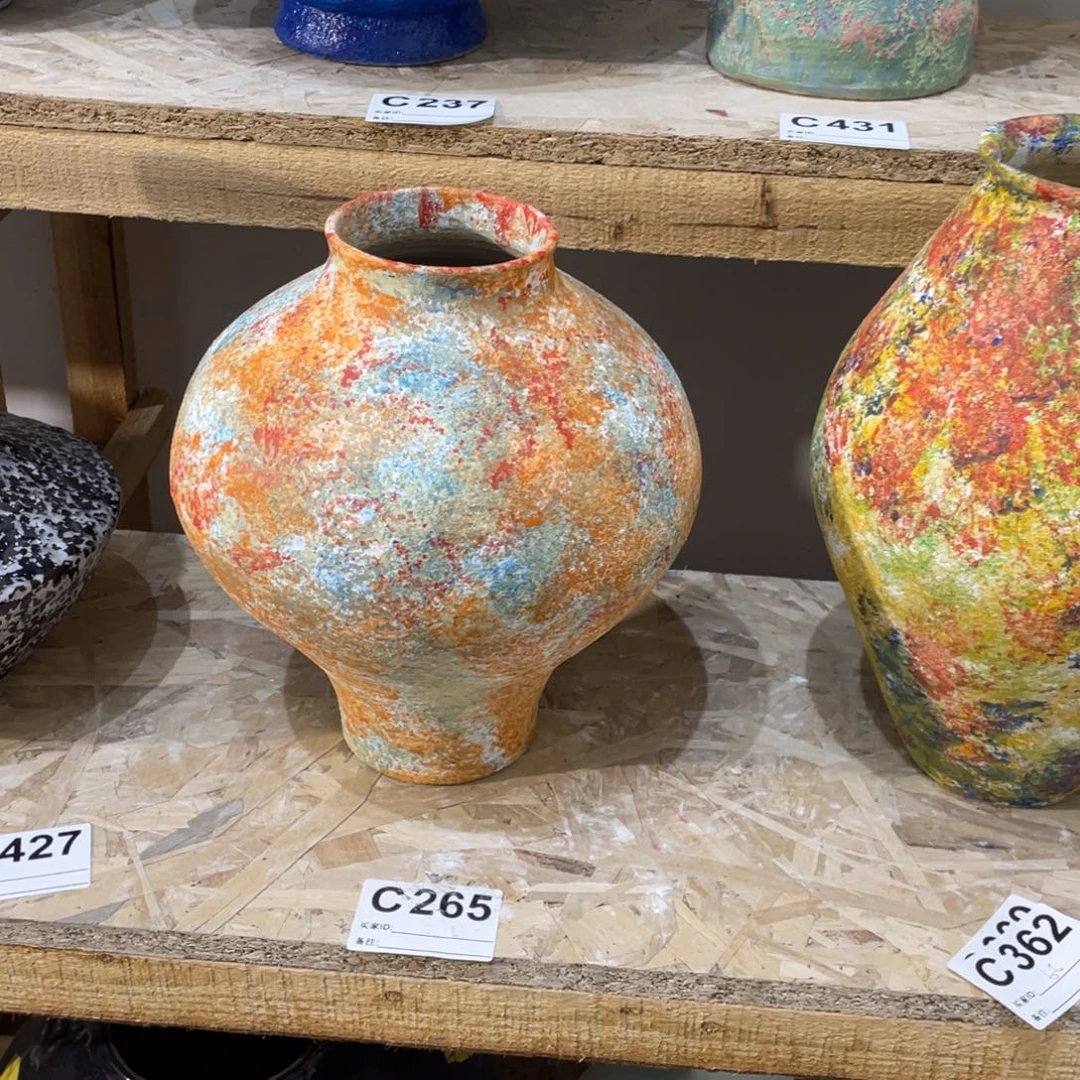 白泥花瓶景德镇陶瓷艺术研究院