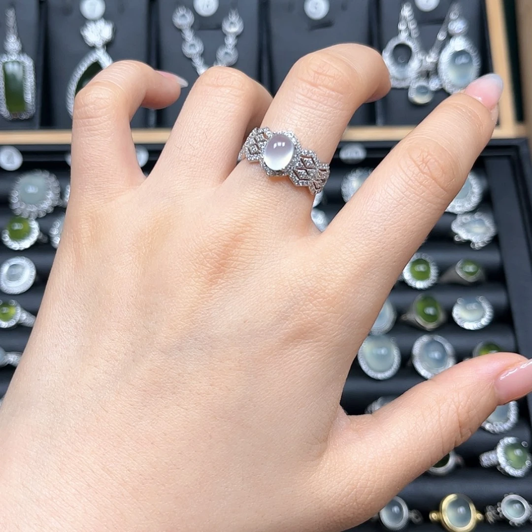 【闪购商品】岫玉戒指银S925镶嵌长***?